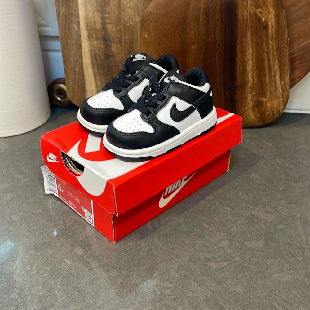 Nike Dunk Low TDE Pandas Size 4C toddler